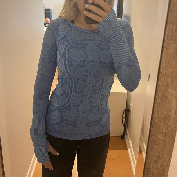 Lululemon Swiftly Tech Longsleeve size 4 - Picture 2 of 7